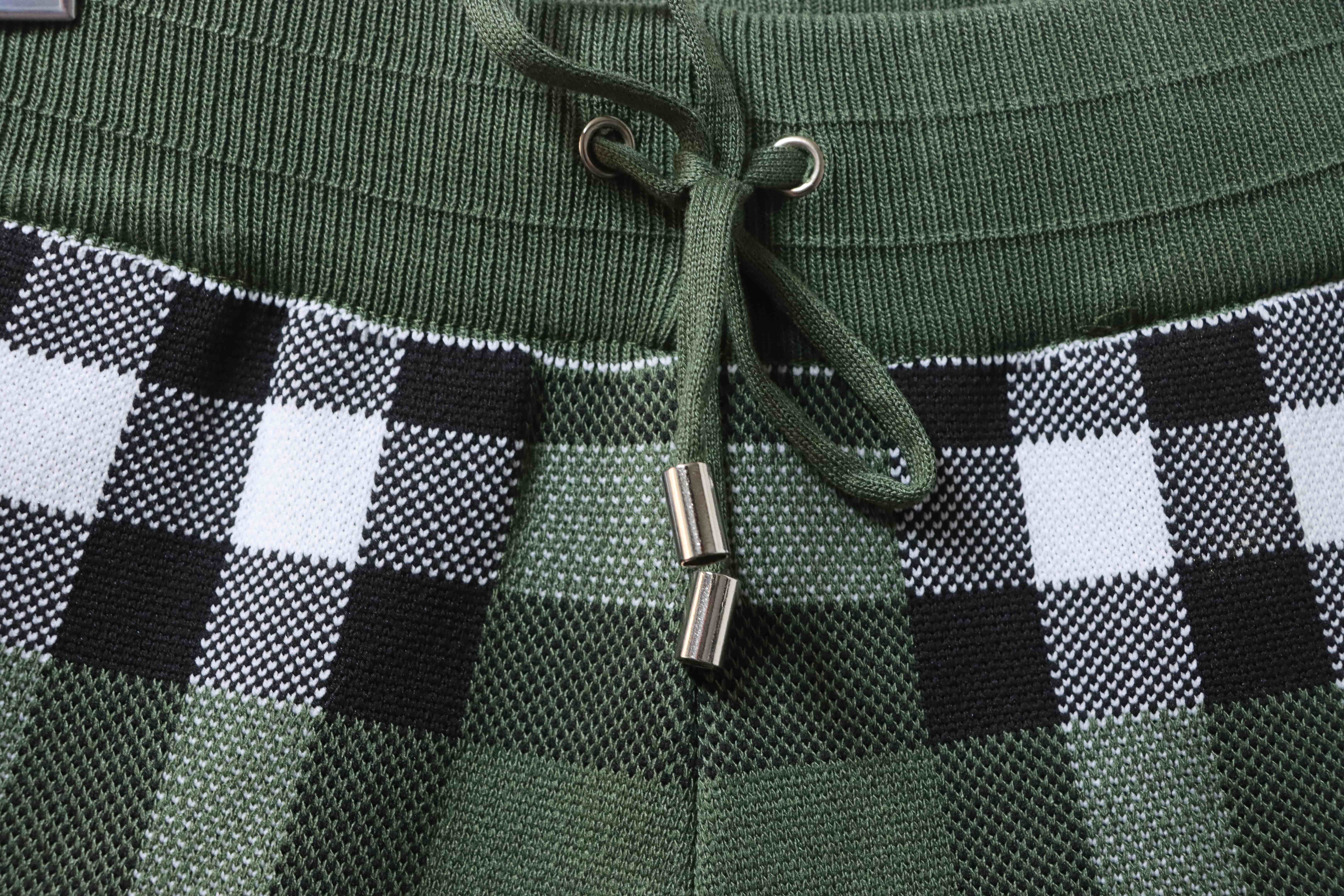BURBERRY Knit Check Shorts Style 2