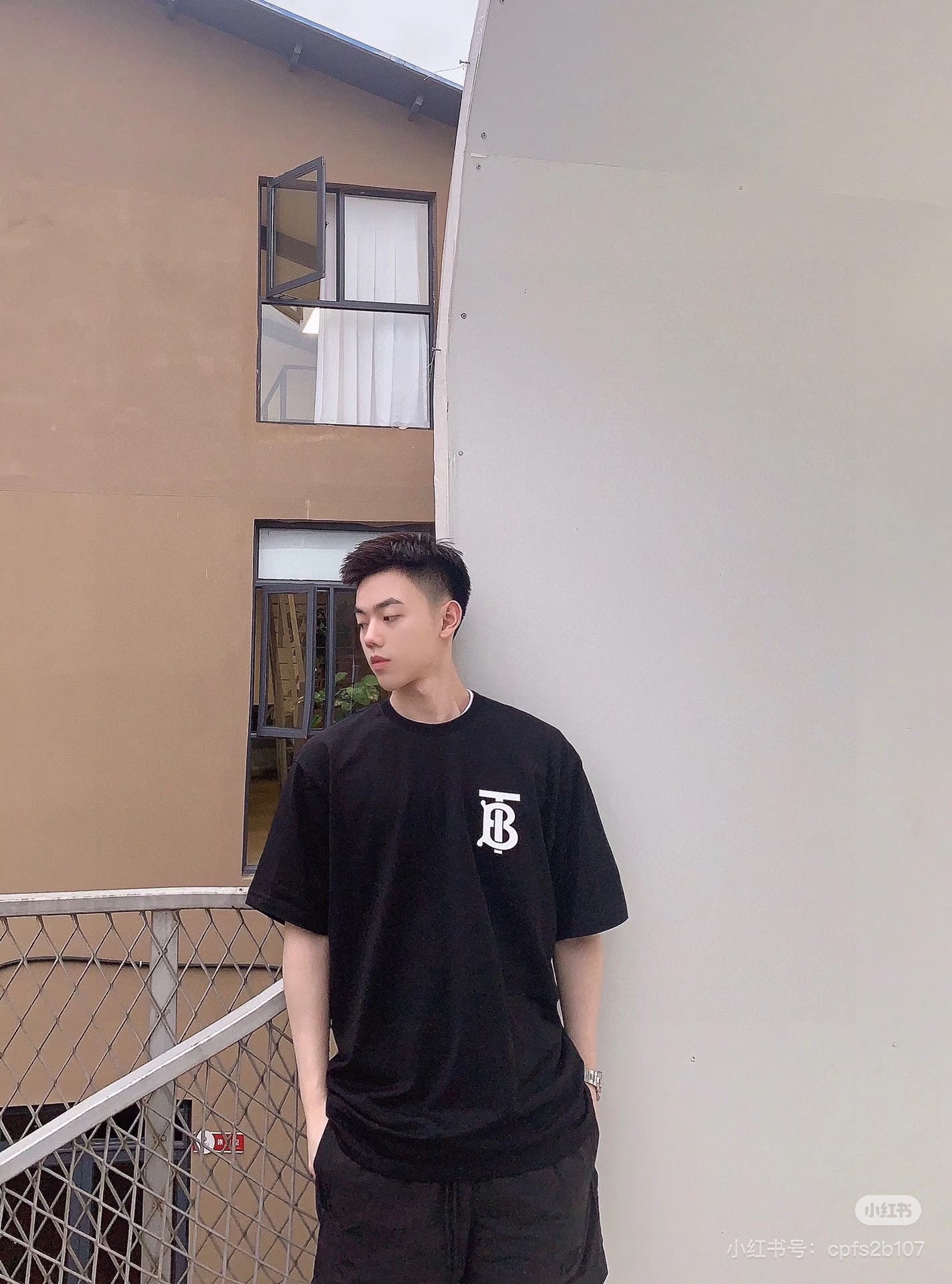 BURBERRY Letter Short Sleeve T-Shirt Style 1