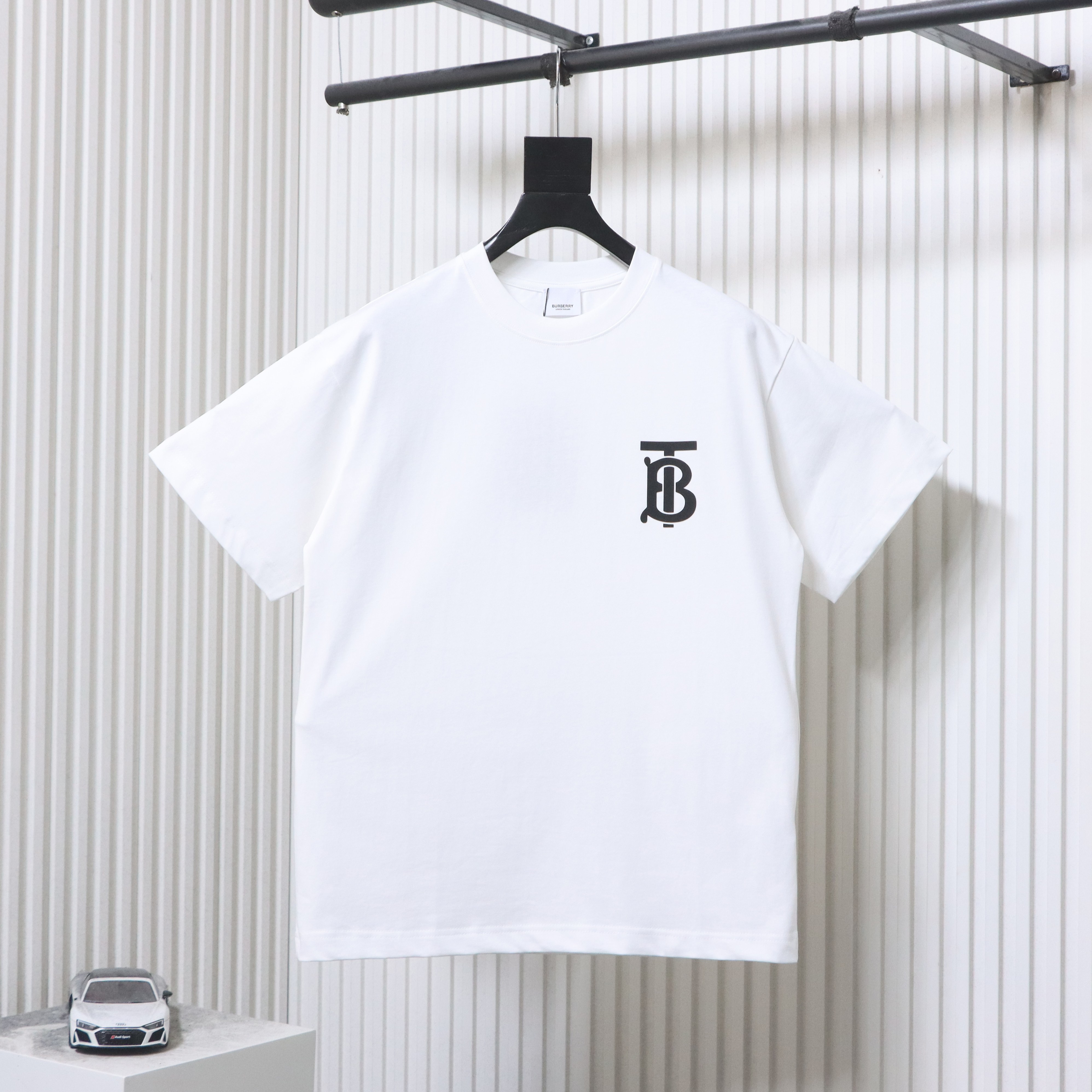 BURBERRY Letter Short Sleeve T-Shirt Style 2