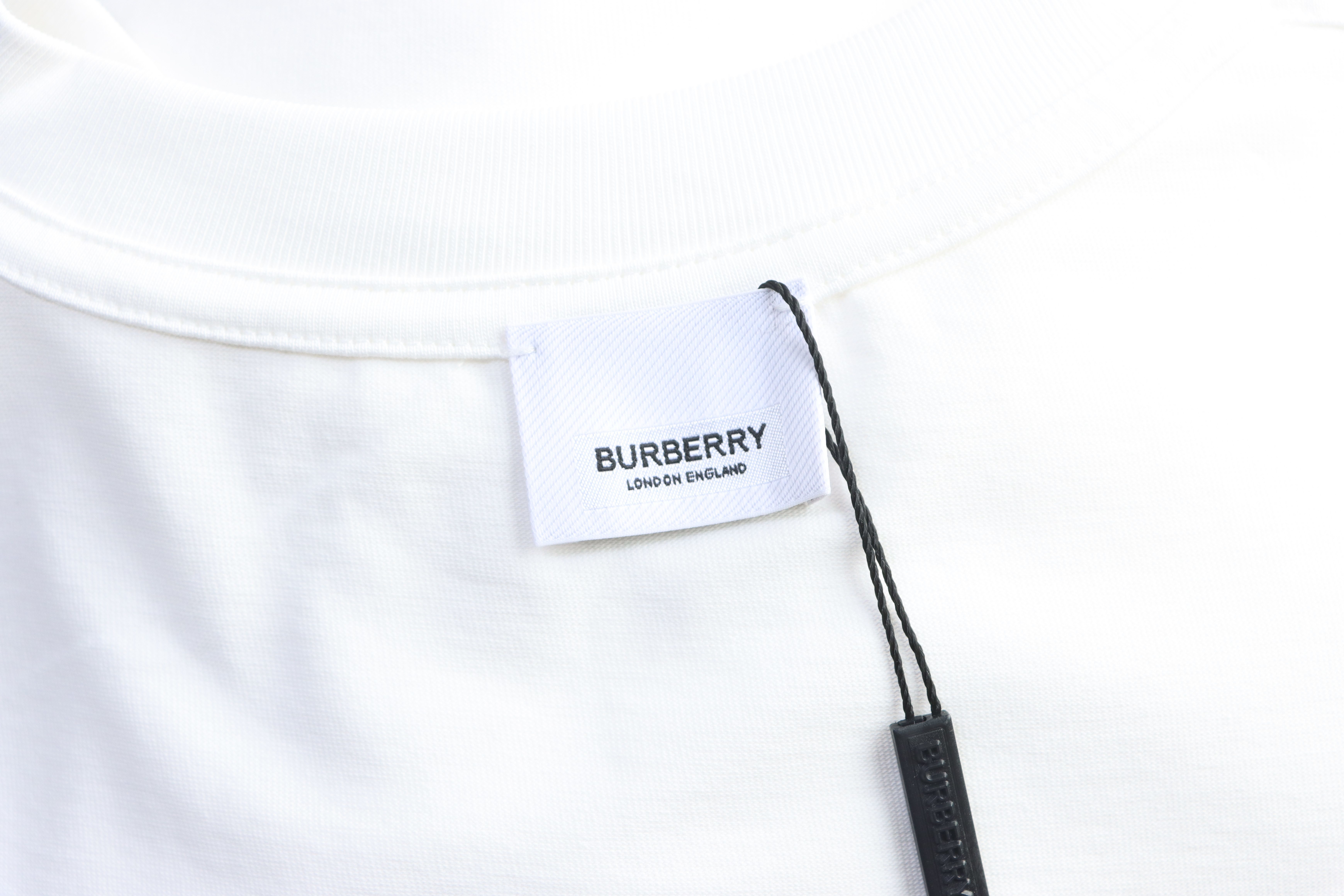 BURBERRY Letter Short Sleeve T-Shirt Style 2