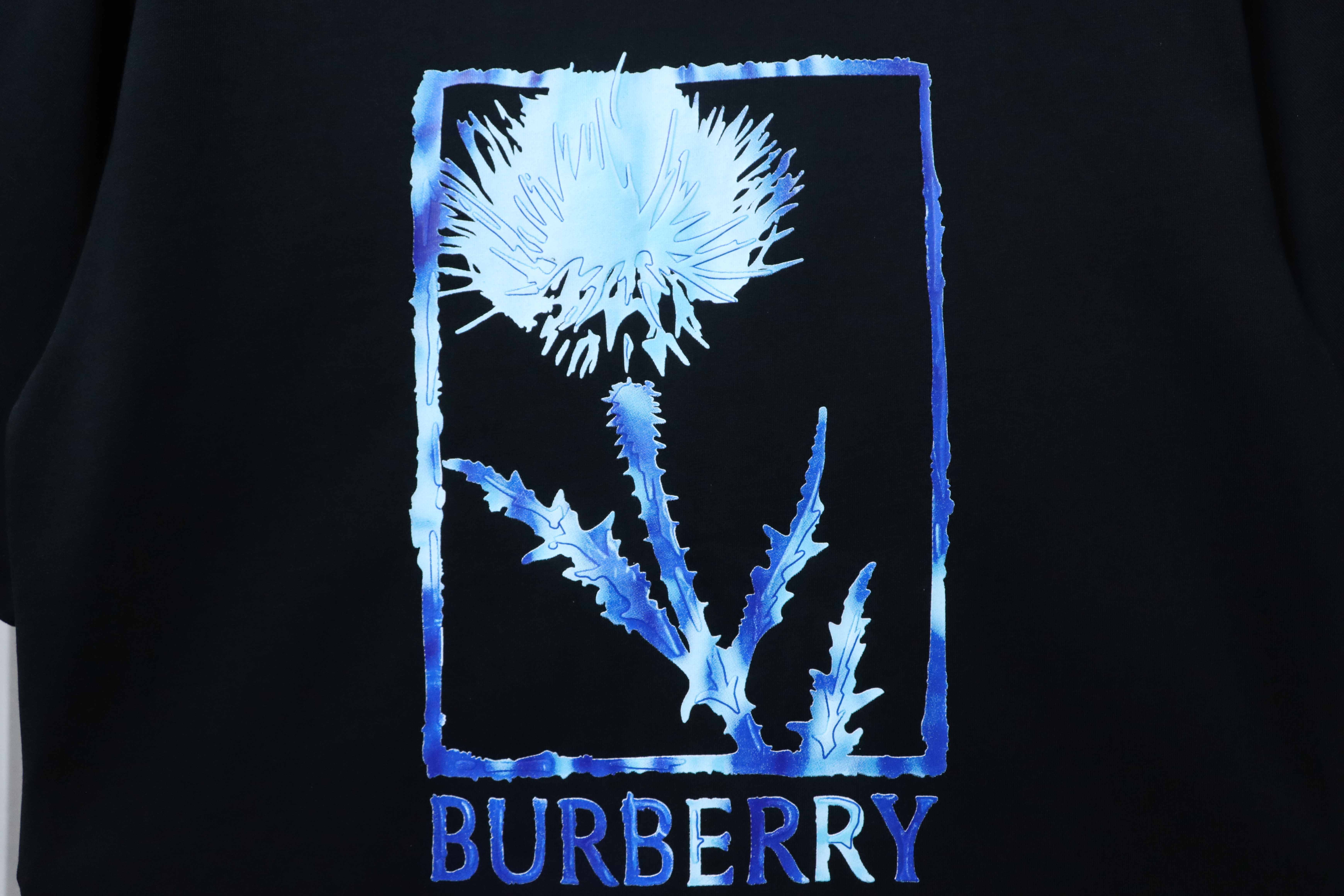 BURBERRY Print Cotton Short Sleeve T-Shirt Style 2