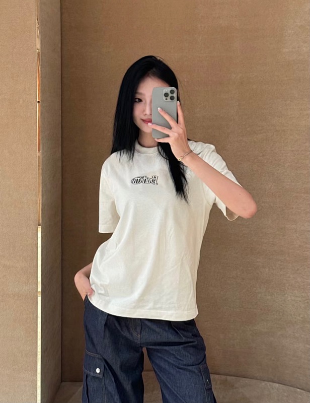 BURBERRY Print Logo Short Sleeve T-Shirt Style 1