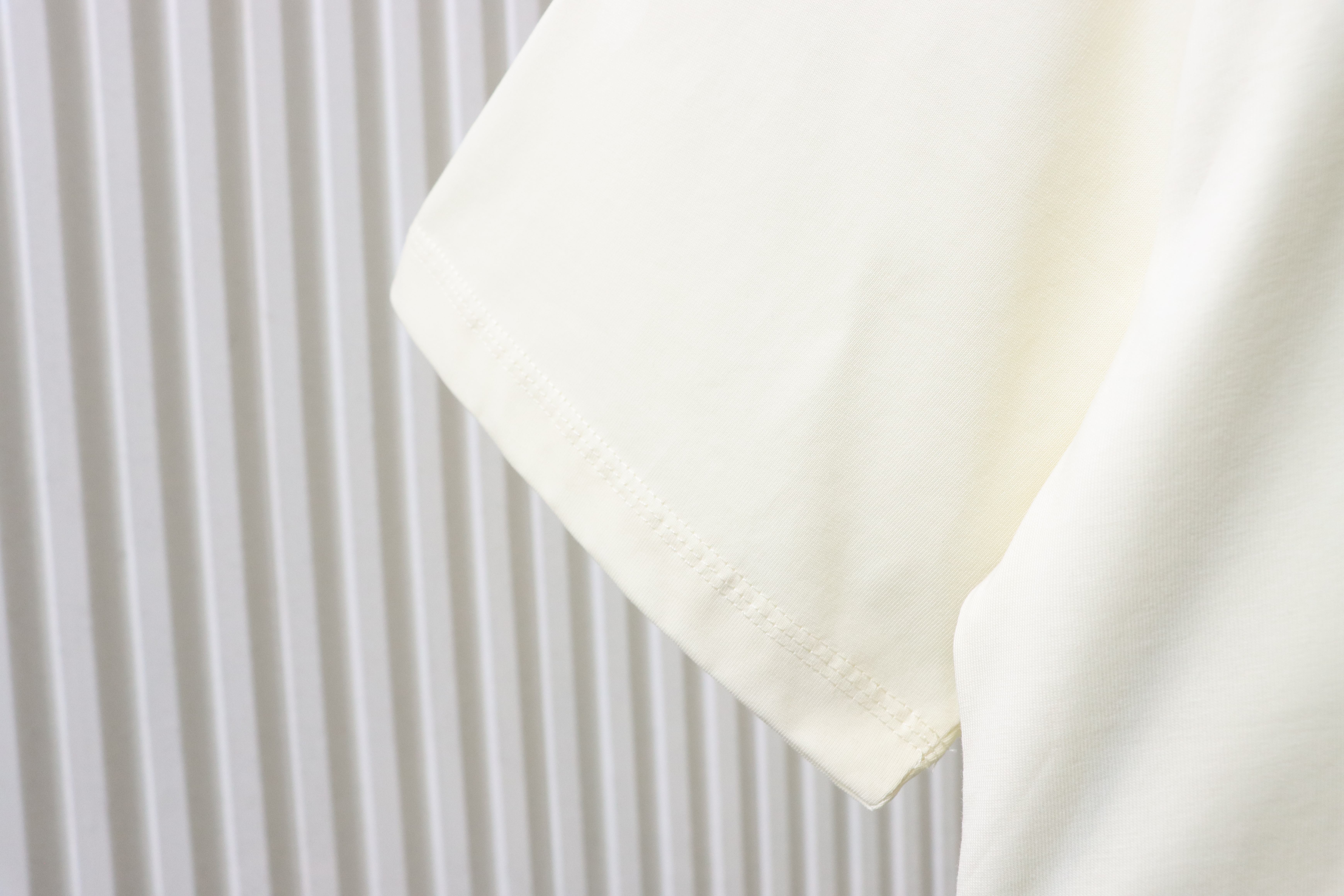 BURBERRY Print Logo Short Sleeve T-Shirt Style 1
