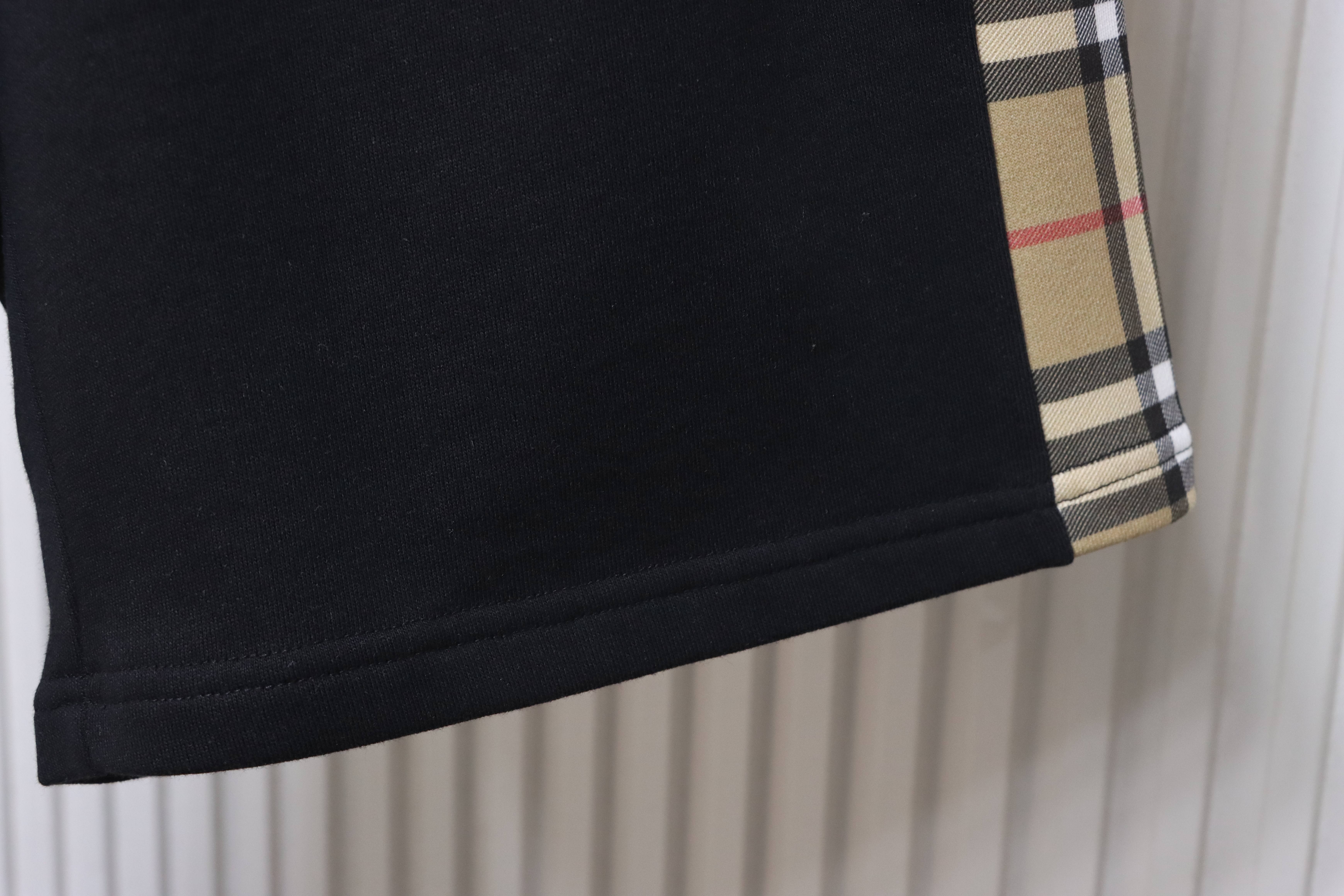 BURBERRY Side Check Webbing Shorts Style 2