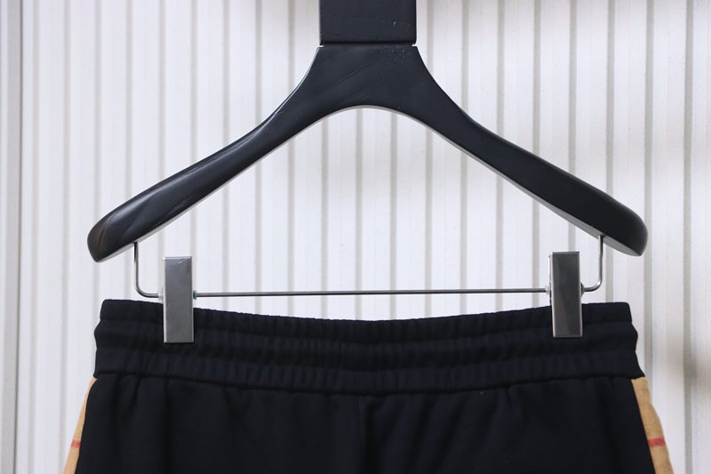 BURBERRY Side Half Check Webbing Shorts Style 1