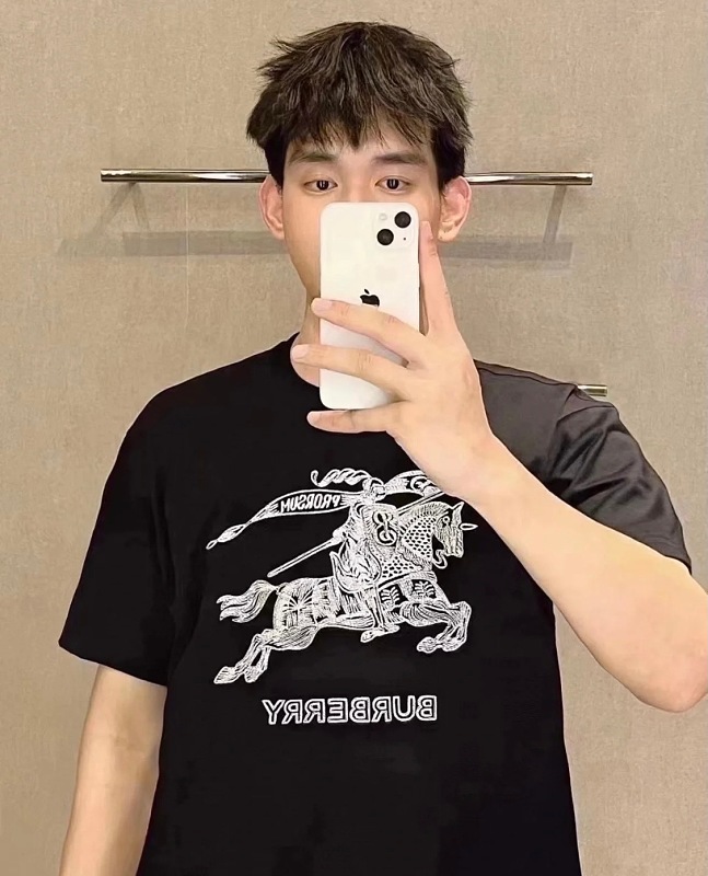 BURBERRY Sketch Knight Equestrian Embroidery Short Sleeve T-Shirt Style 2
