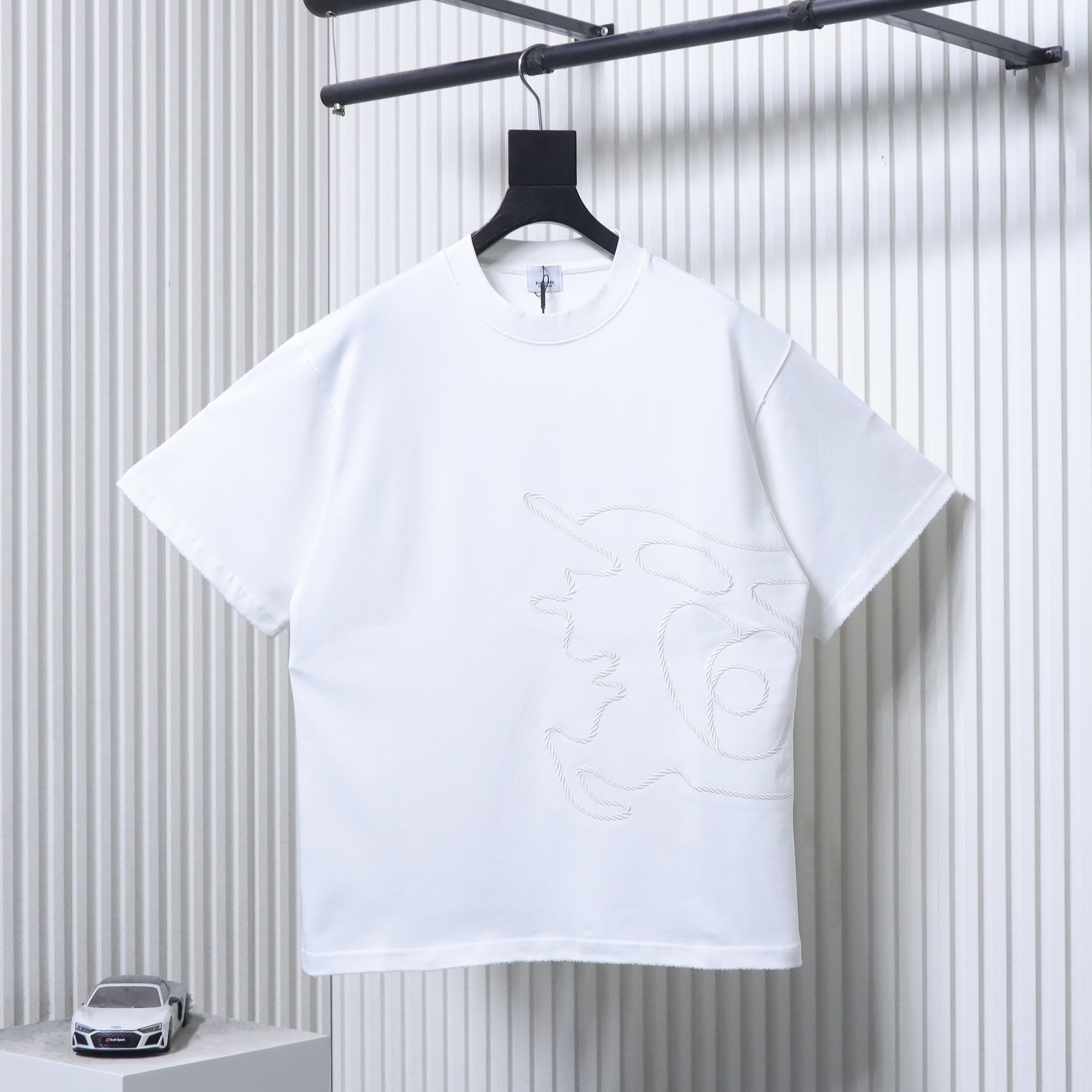 BURBERRY Sketch Rope Equestrian Crew Neck Short Sleeve T-Shirt Style 1