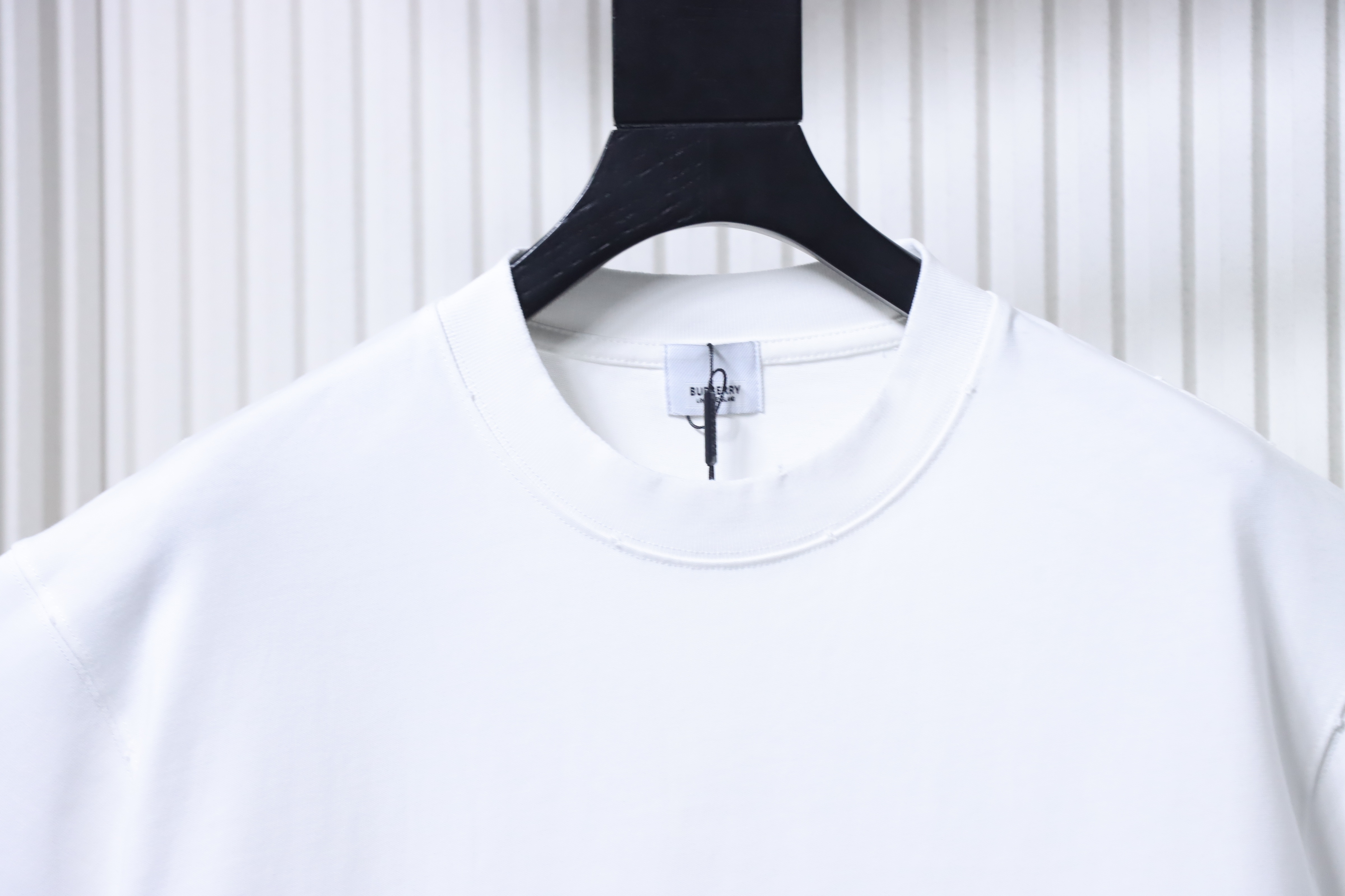 BURBERRY Sketch Rope Equestrian Crew Neck Short Sleeve T-Shirt Style 1