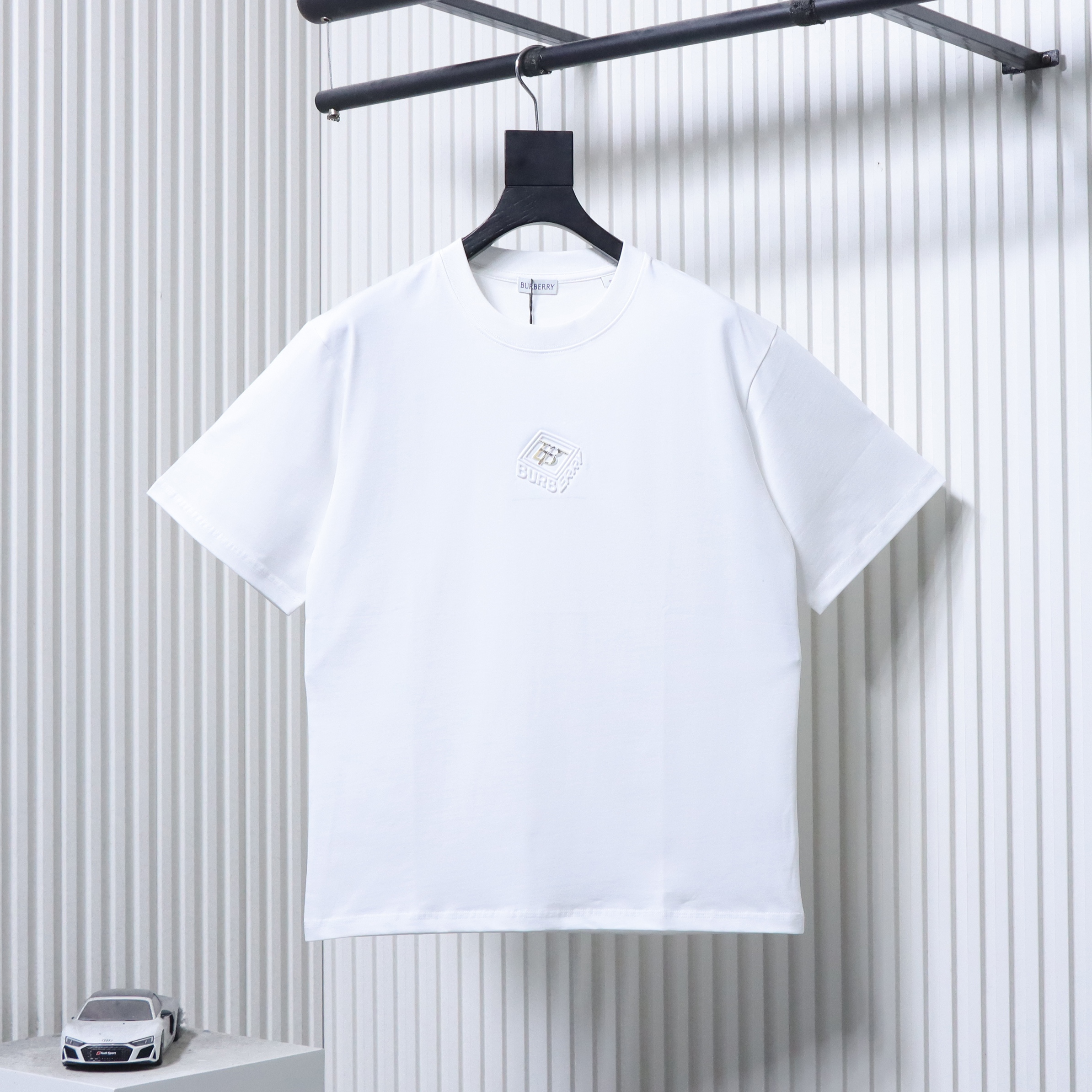 BURBERRY TB Check Square Letter Embossed Letter Short Sleeve T-Shirt Style 1