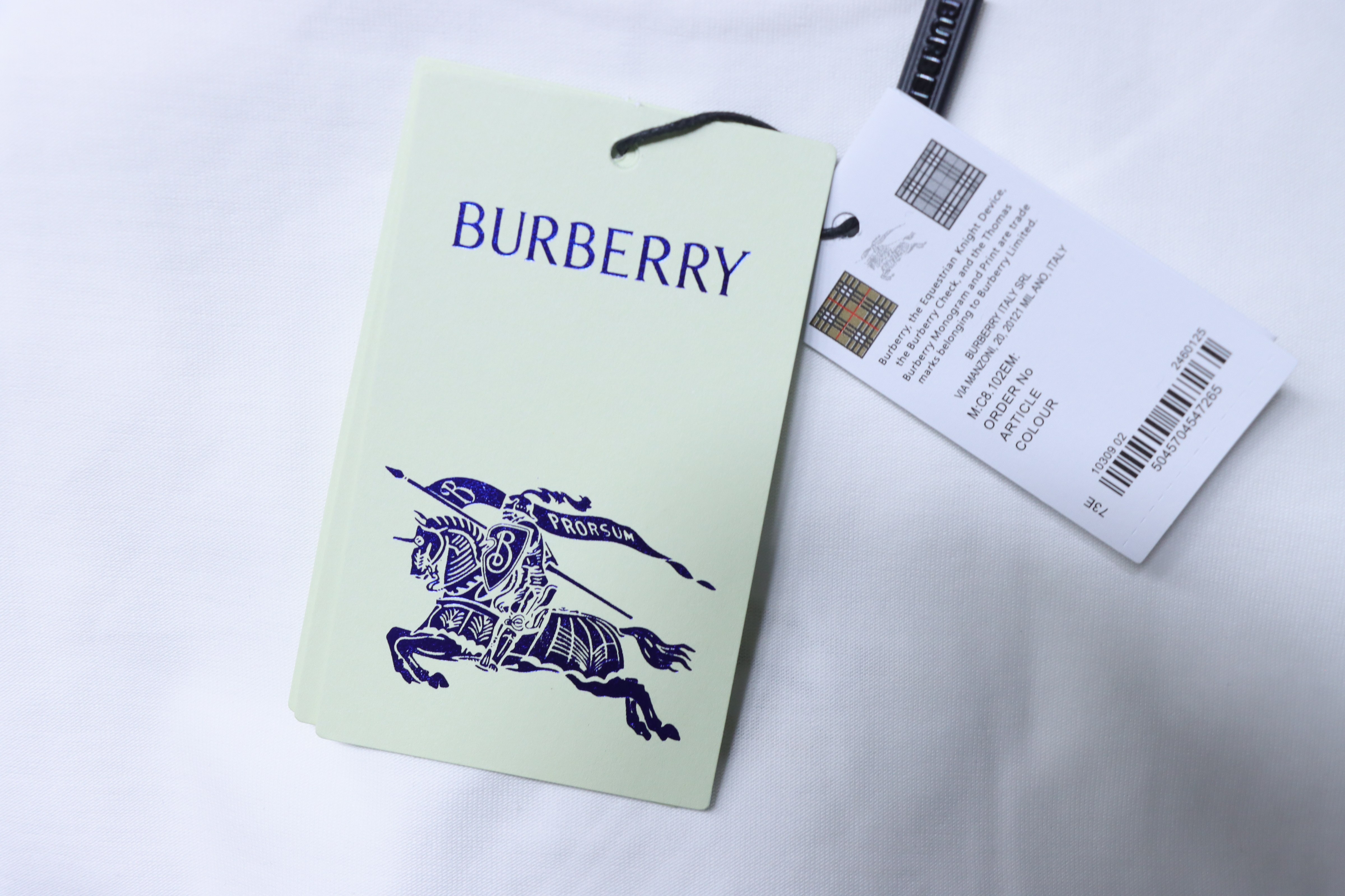 BURBERRY TB Check Square Letter Embossed Letter Short Sleeve T-Shirt Style 1