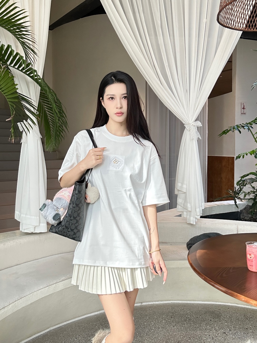 BURBERRY TB Check Square Letter Embossed Letter Short Sleeve T-Shirt Style 1