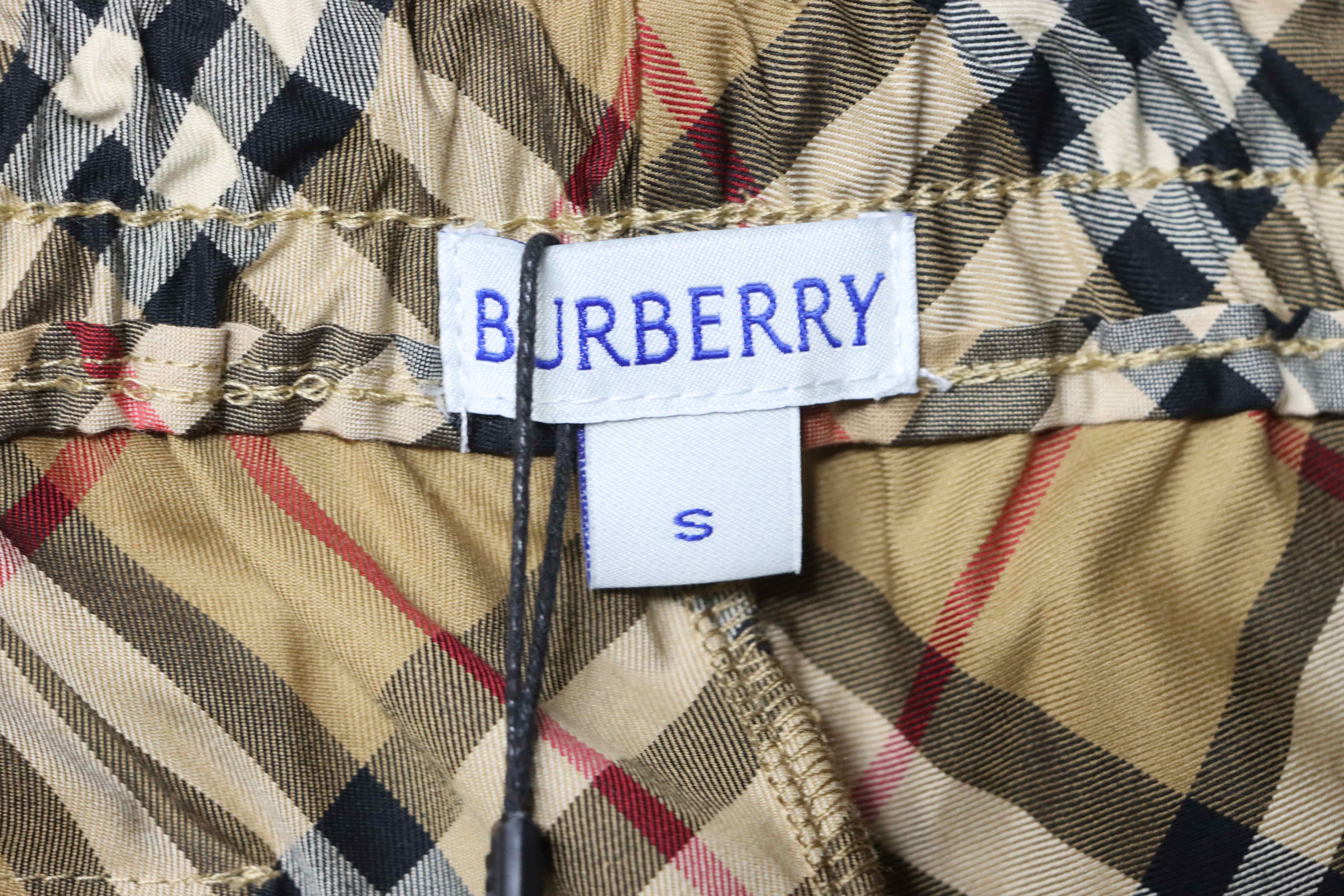 BURBERRY Twill Check Burnout Equestrian Patch Cotton Shorts Style 1