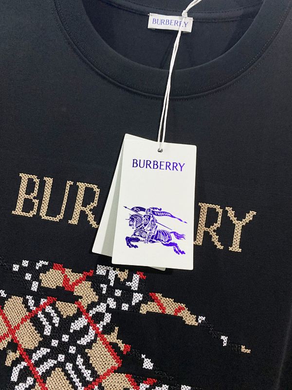 BURBERRY Twill Check Burnout Equestrian Patch Cotton Shorts Style 2