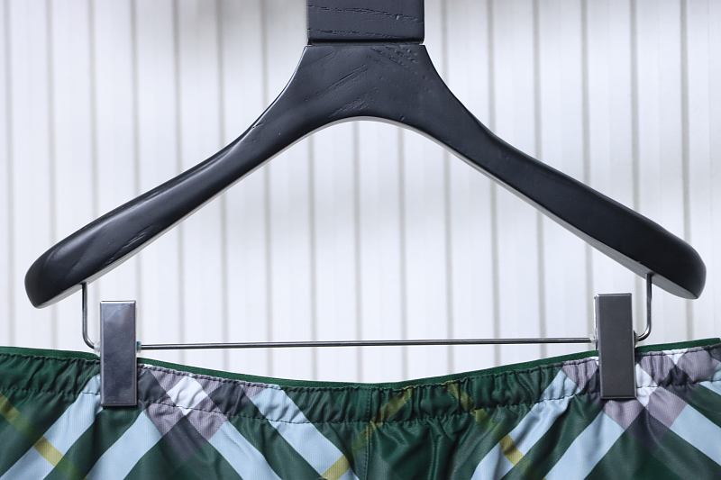 BURBERRY Twill Check Mesh Lining Beach Shorts Style 3