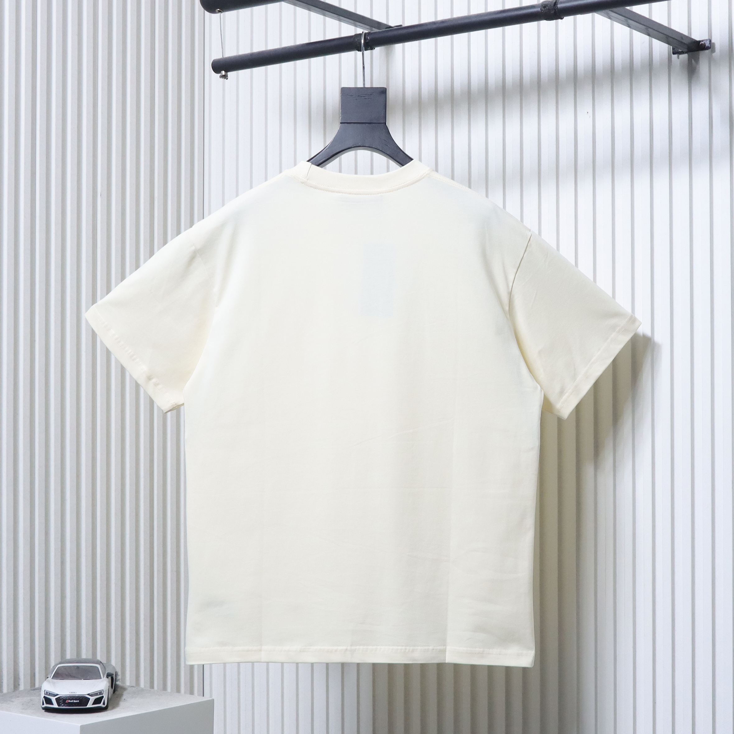 GUCCI 23SS Letter Print Gradient Lightning Short Sleeve T-Shirt Style 1