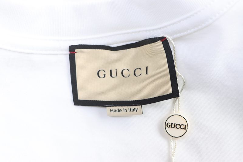 GUCCI 24SS Gradient Belt Print Short Sleeve T-Shirt Style 3