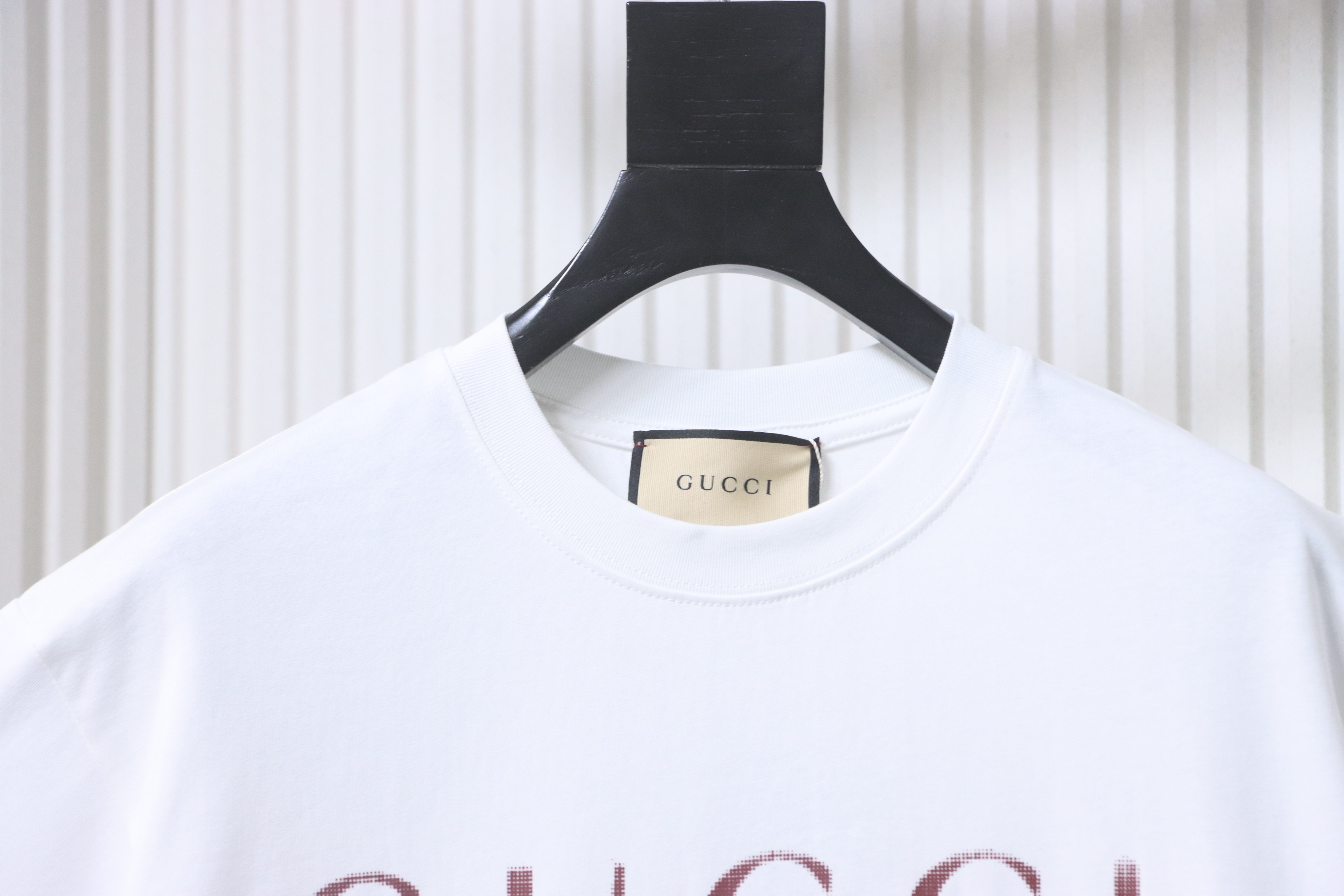 GUCCI 24SS Gradient Belt Print Short Sleeve T-Shirt Style 3