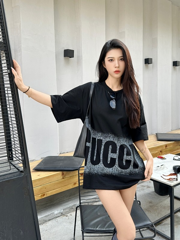 GUCCI 25SS Big Logo Short Sleeve T-Shirt Style 2