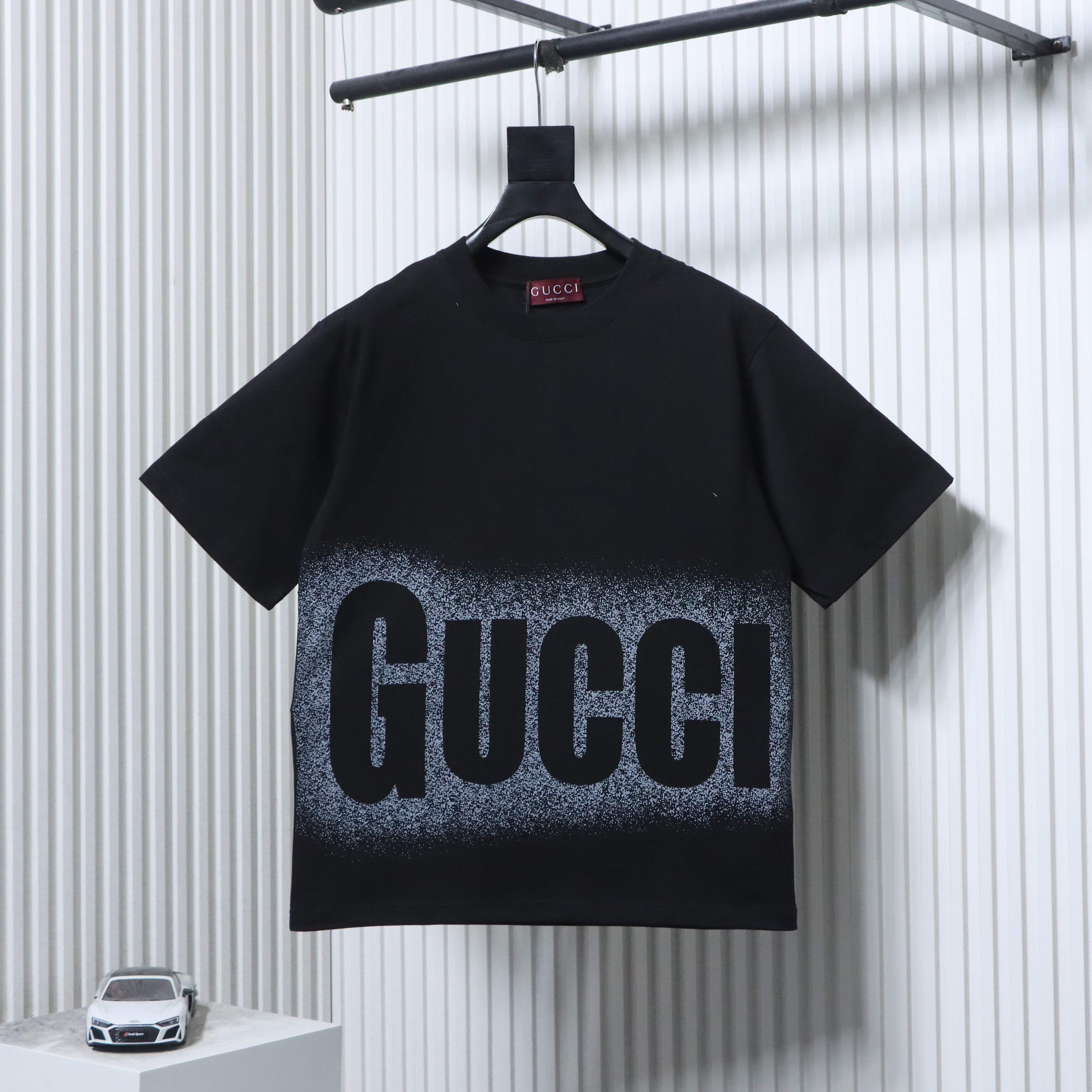 GUCCI 25SS Big Logo Short Sleeve T-Shirt Style 2