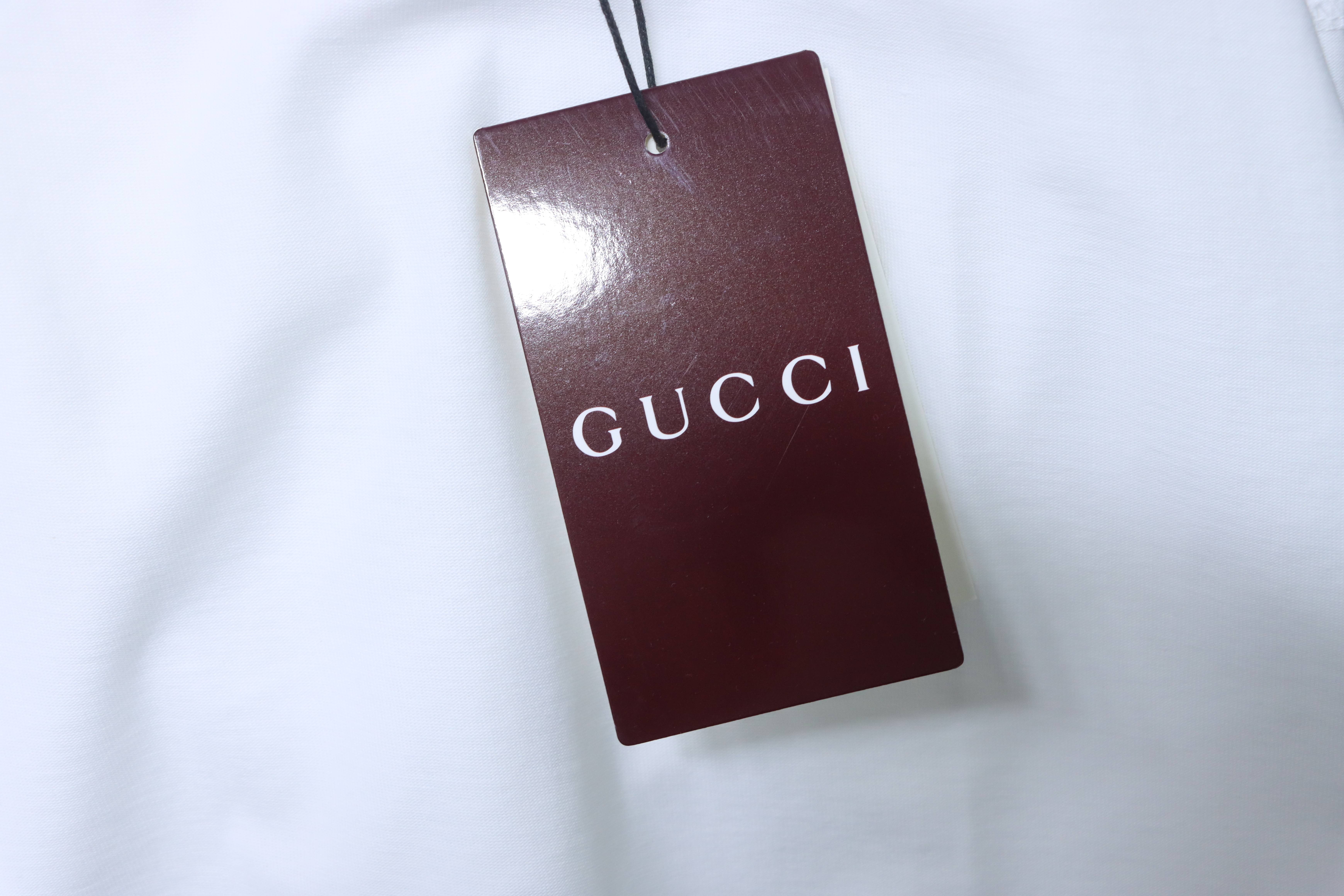 GUCCI 26SS Big Logo Print Short Sleeve T-Shirt Style 1