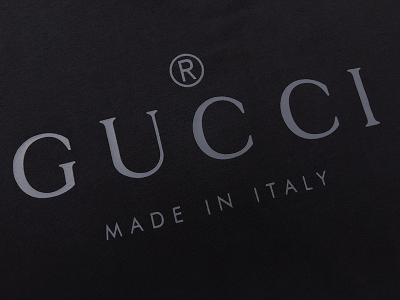GUCCI Black Apricot Short Sleeve T-Shirt Style 520