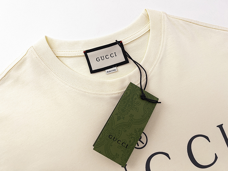 GUCCI Black Apricot Short Sleeve T-Shirt Style 520