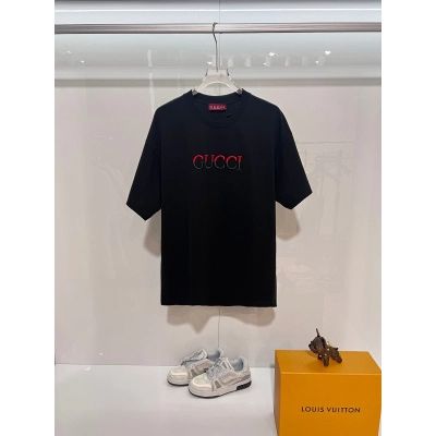 GUCCI Contrast Crew Neck Short Sleeve T-Shirt Style 1 01