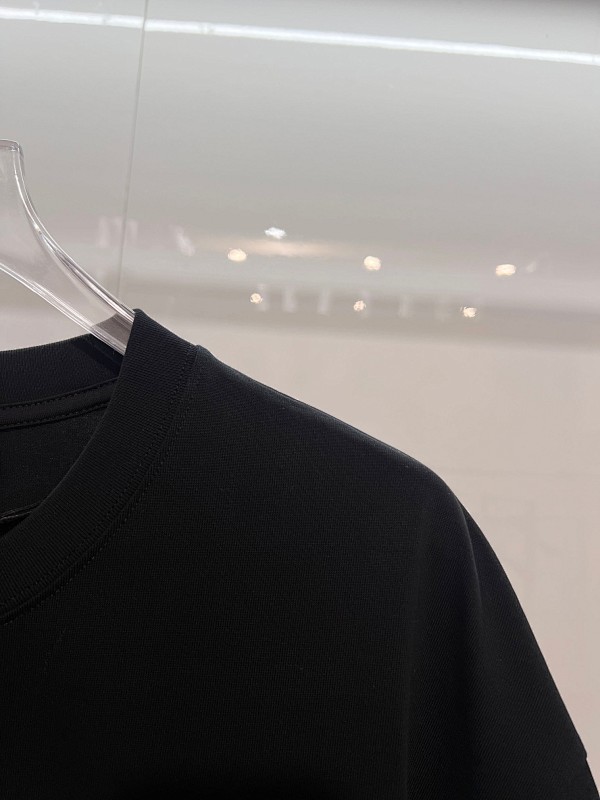 GUCCI Contrast Crew Neck Short Sleeve T-Shirt Style 1