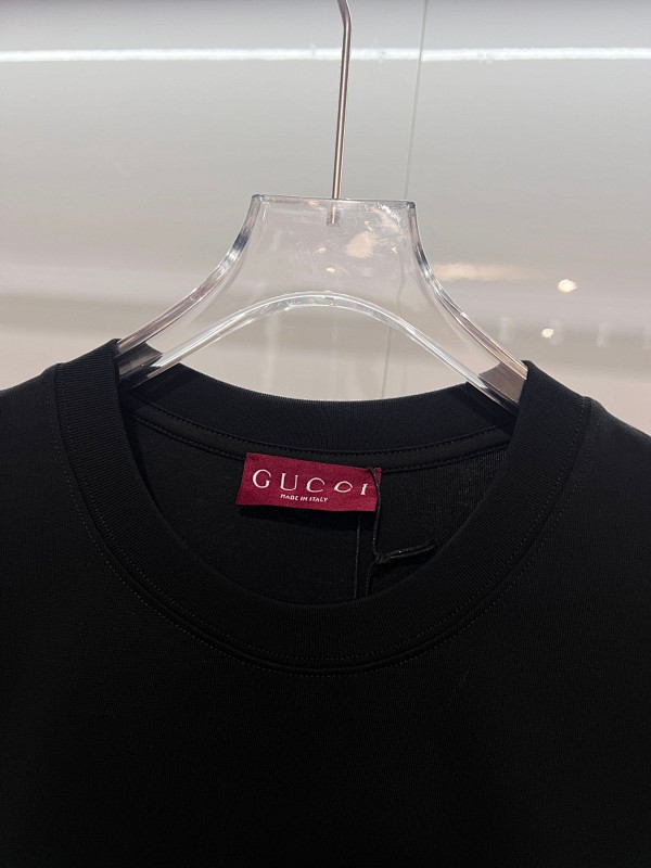 GUCCI Contrast Crew Neck Short Sleeve T-Shirt Style 1