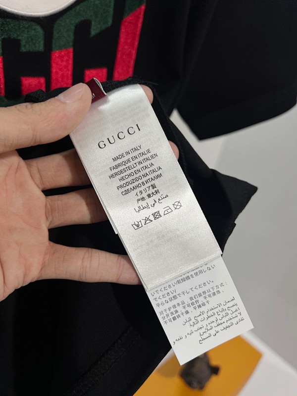 GUCCI Contrast Crew Neck Short Sleeve T-Shirt Style 2