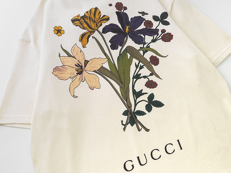 GUCCI Digital Print Graphic Print Short Sleeve T-Shirt