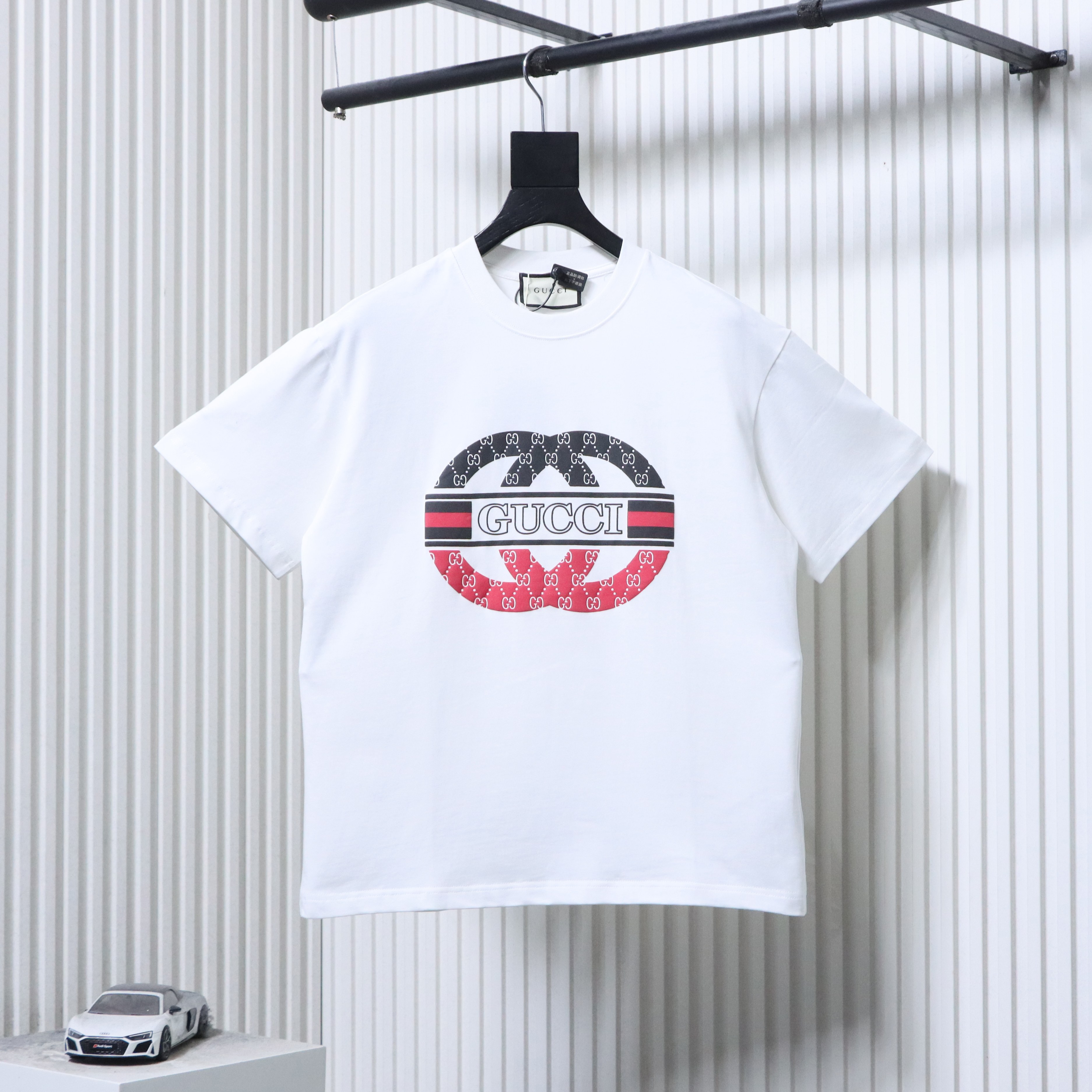 GUCCI Double G Contrast Big Logo Crew Neck Short Sleeve T-Shirt Style 1
