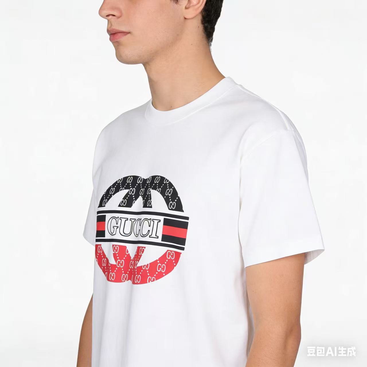 GUCCI Double G Contrast Big Logo Crew Neck Short Sleeve T-Shirt Style 1