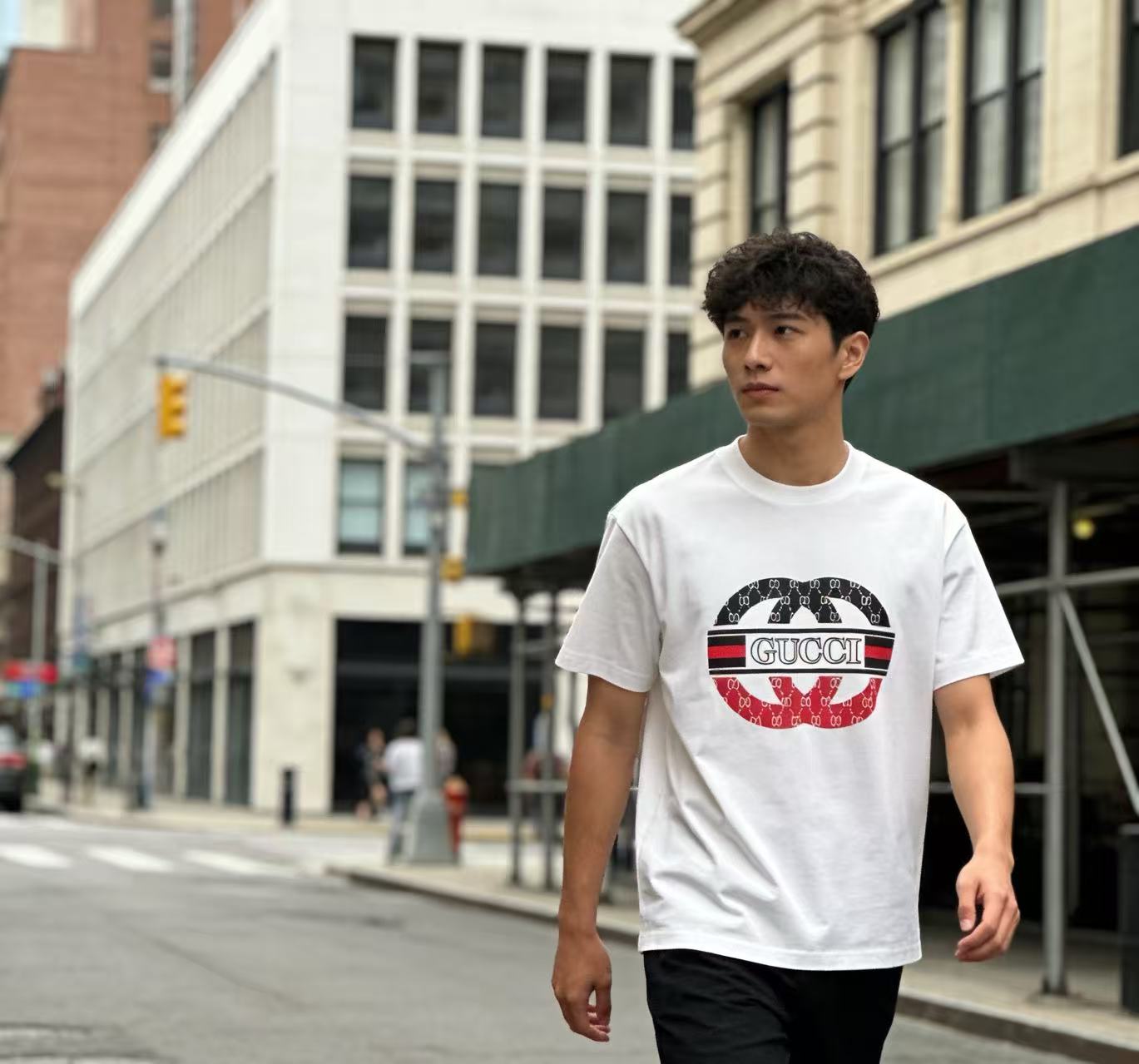 GUCCI Double G Contrast Big Logo Crew Neck Short Sleeve T-Shirt Style 1
