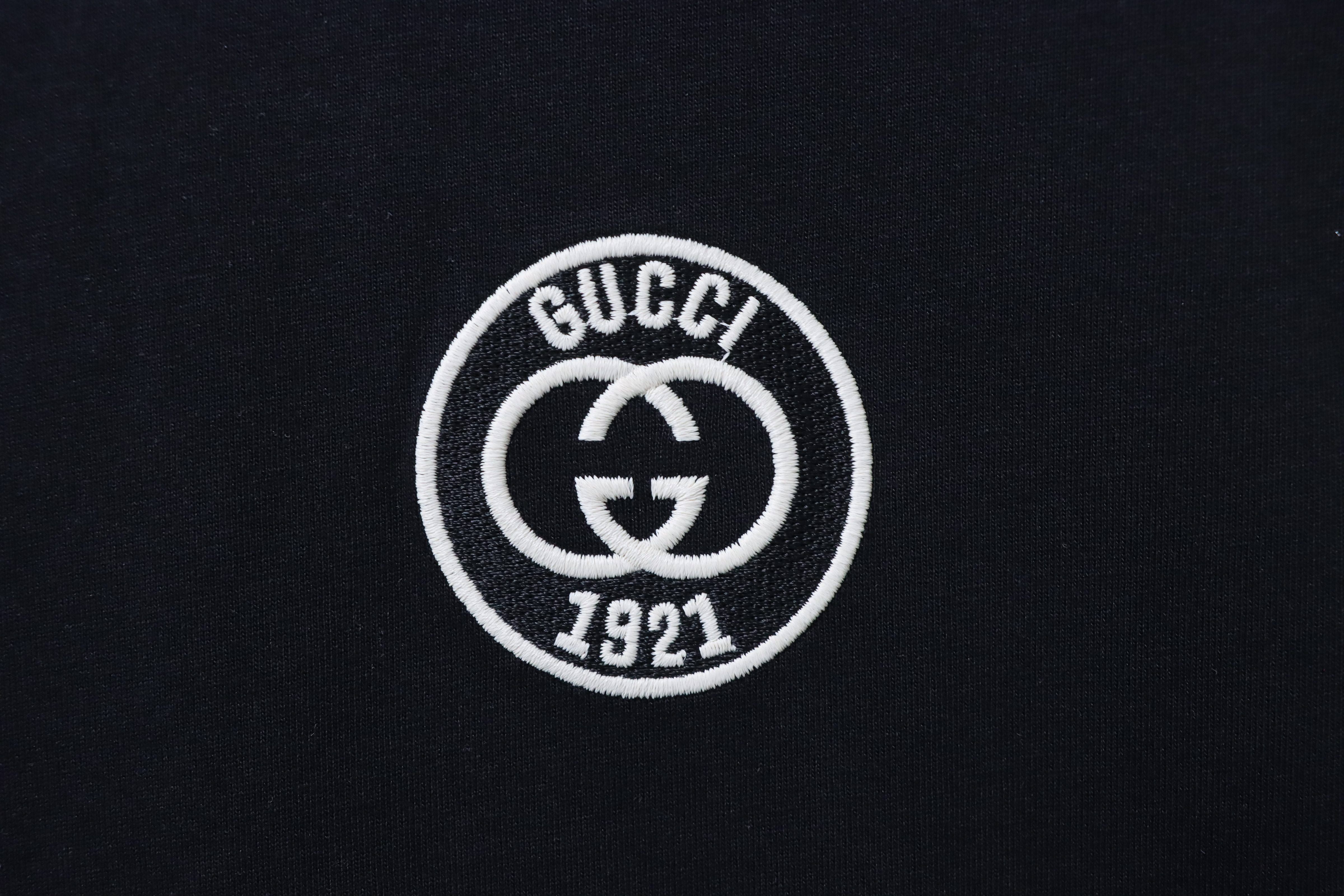 GUCCI Double G Embroidery Short Sleeve T-Shirt Style 2