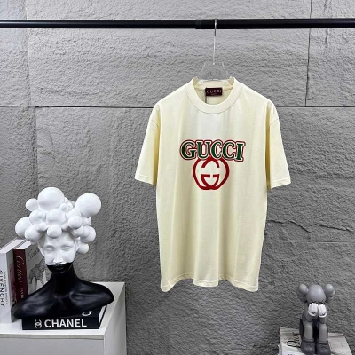 GUCCI Double G Short Sleeve T-Shirt 01