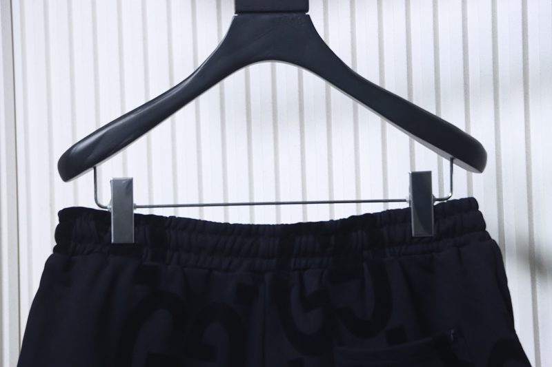 GUCCI Flocked Tonal Pattern Tonal Pattern Shorts