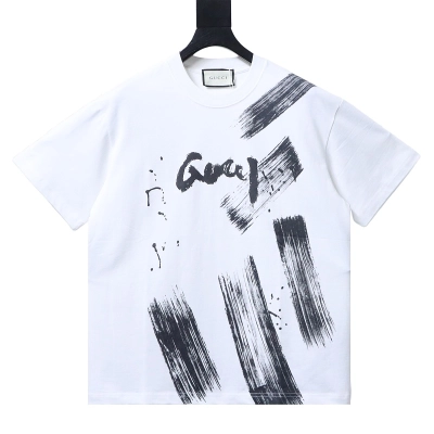 GUCCI Ink Brush Graffiti Letter Short Sleeve T-Shirt Style 1 01
