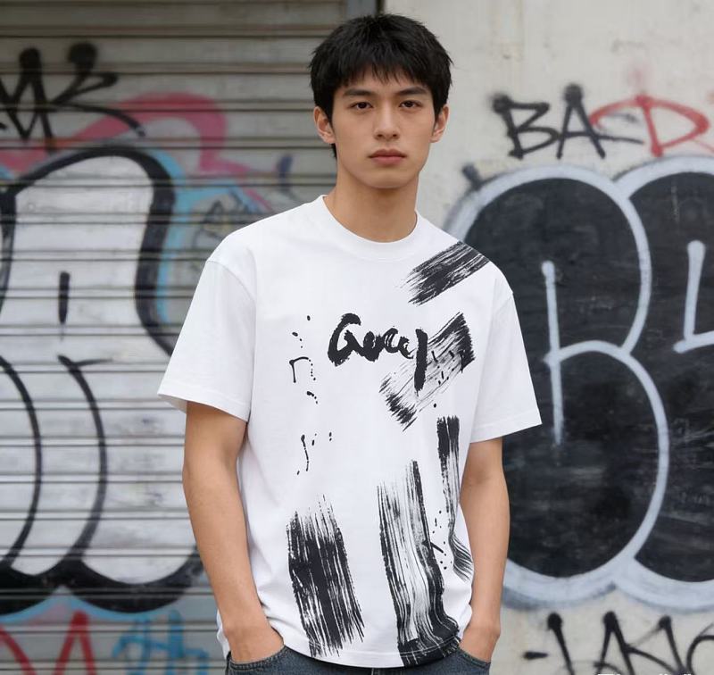 GUCCI Ink Brush Graffiti Letter Short Sleeve T-Shirt Style 1