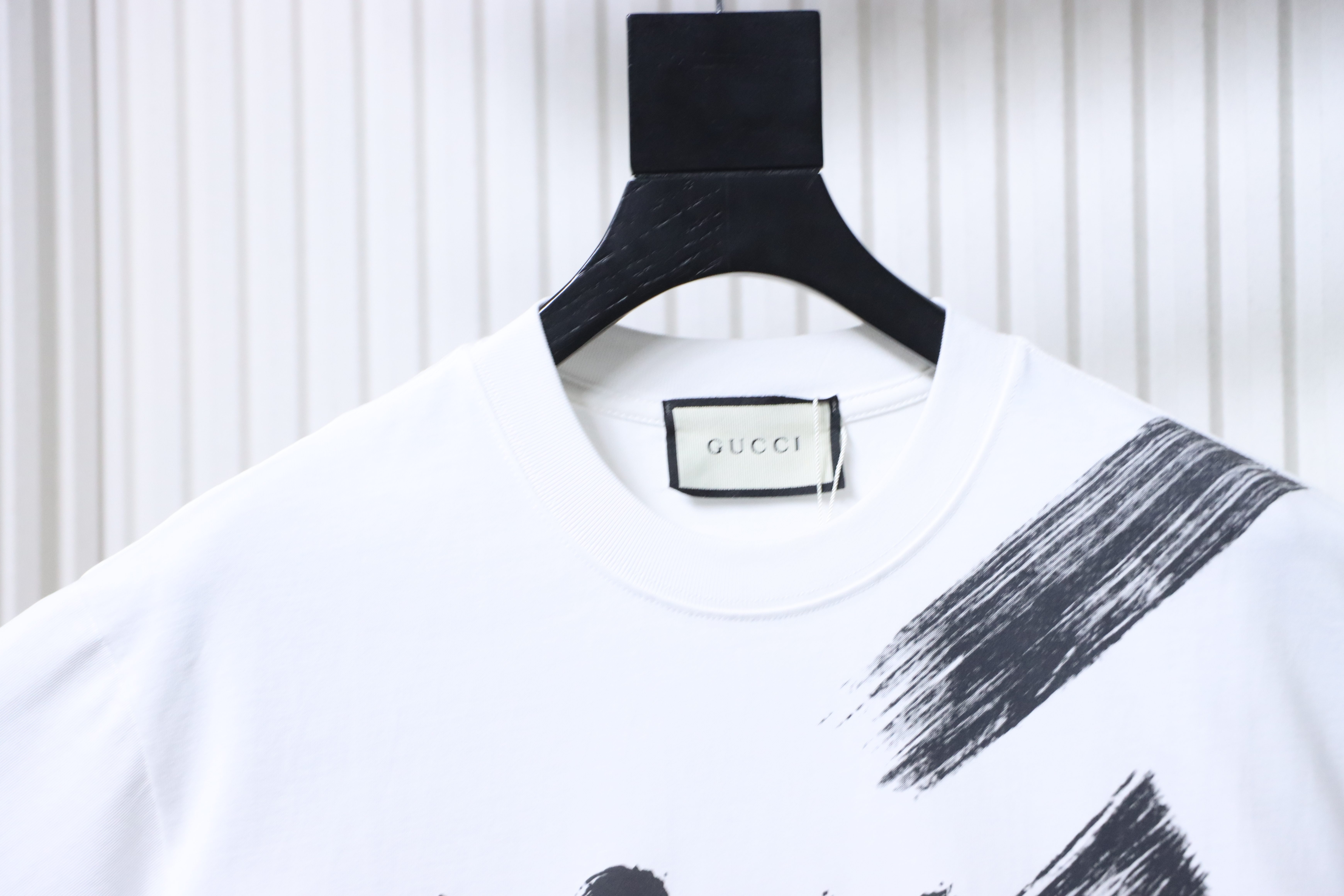 GUCCI Ink Brush Graffiti Letter Short Sleeve T-Shirt Style 1