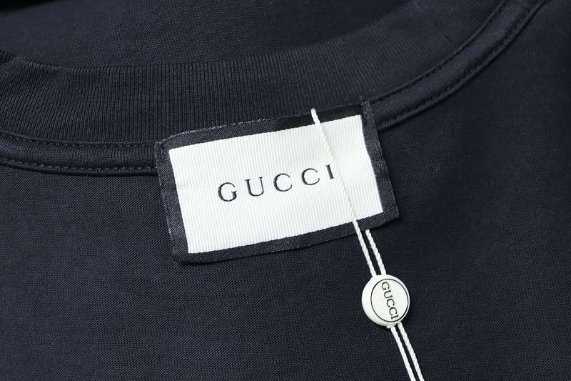 GUCCI Ink Brush Graffiti Letter Short Sleeve T-Shirt Style 2