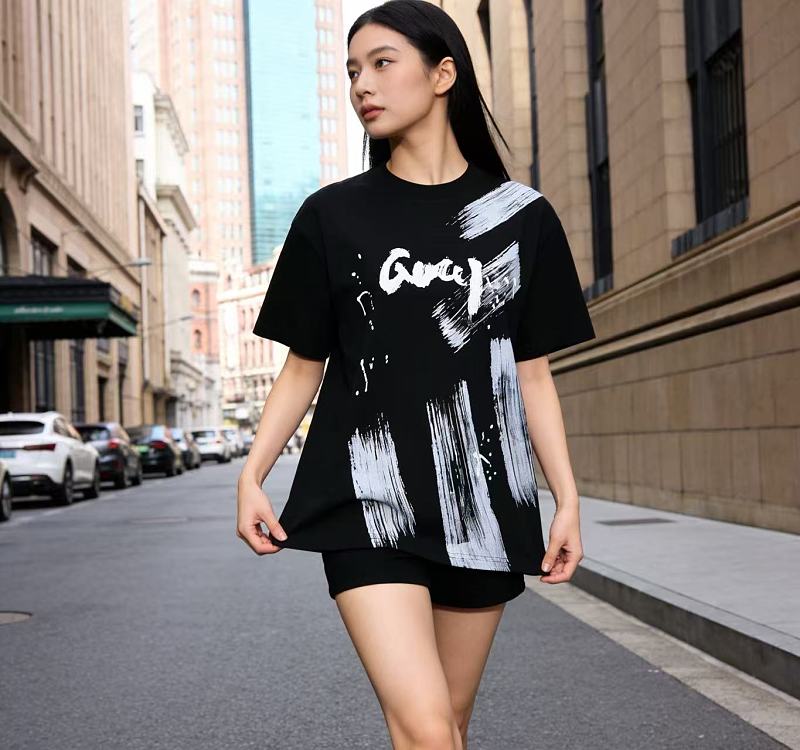 GUCCI Ink Brush Graffiti Letter Short Sleeve T-Shirt Style 2