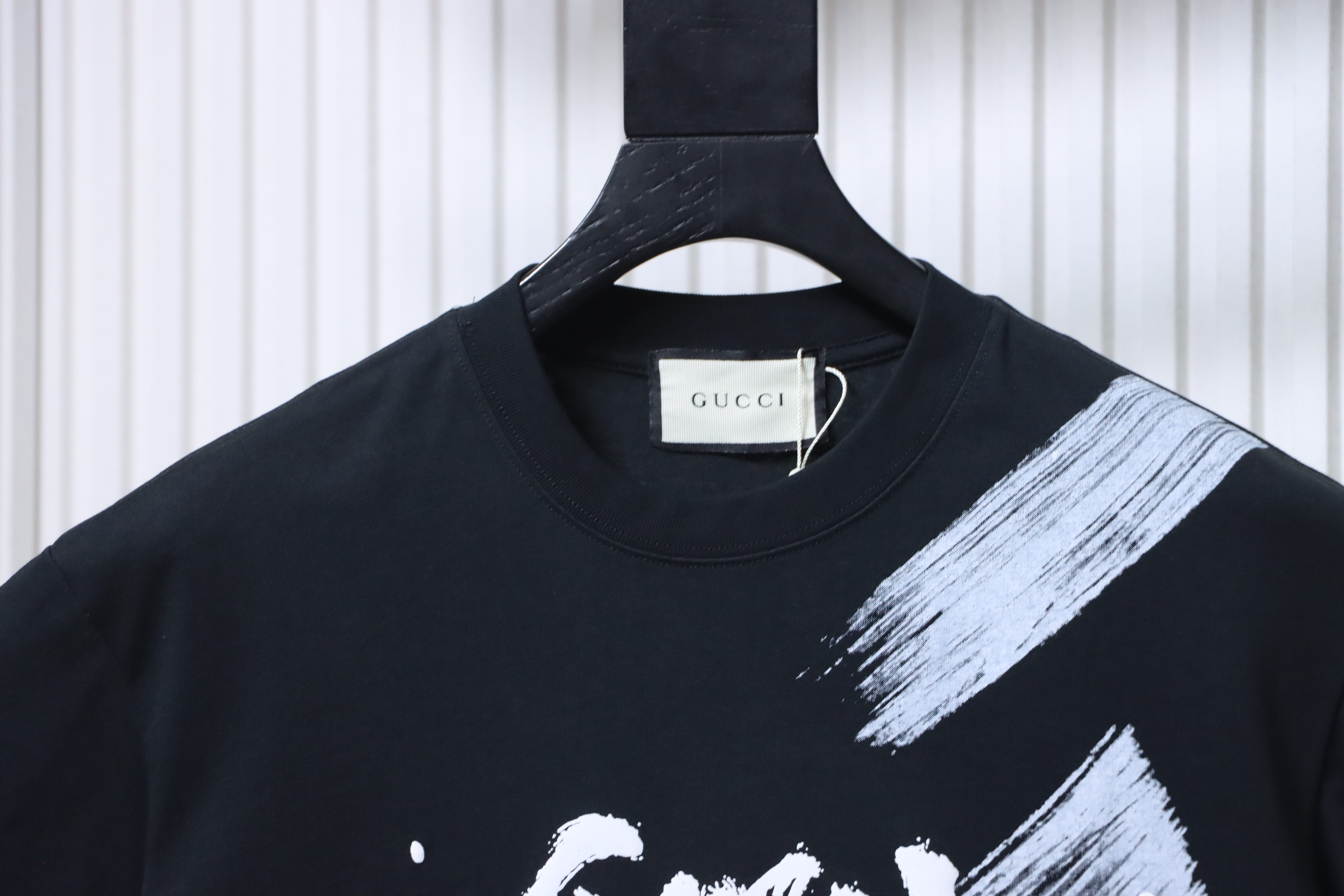 GUCCI Ink Brush Graffiti Letter Short Sleeve T-Shirt Style 2