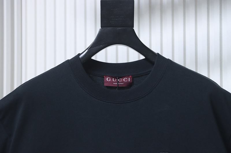 GUCCI Interlocking Small Logo Small Interlocking Logo Embroidery Short Sleeve T-Shirt Style 1
