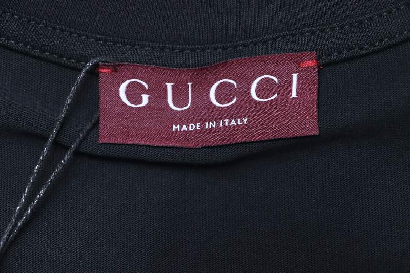 GUCCI Interlocking Small Logo Small Interlocking Logo Embroidery Short Sleeve T-Shirt Style 1