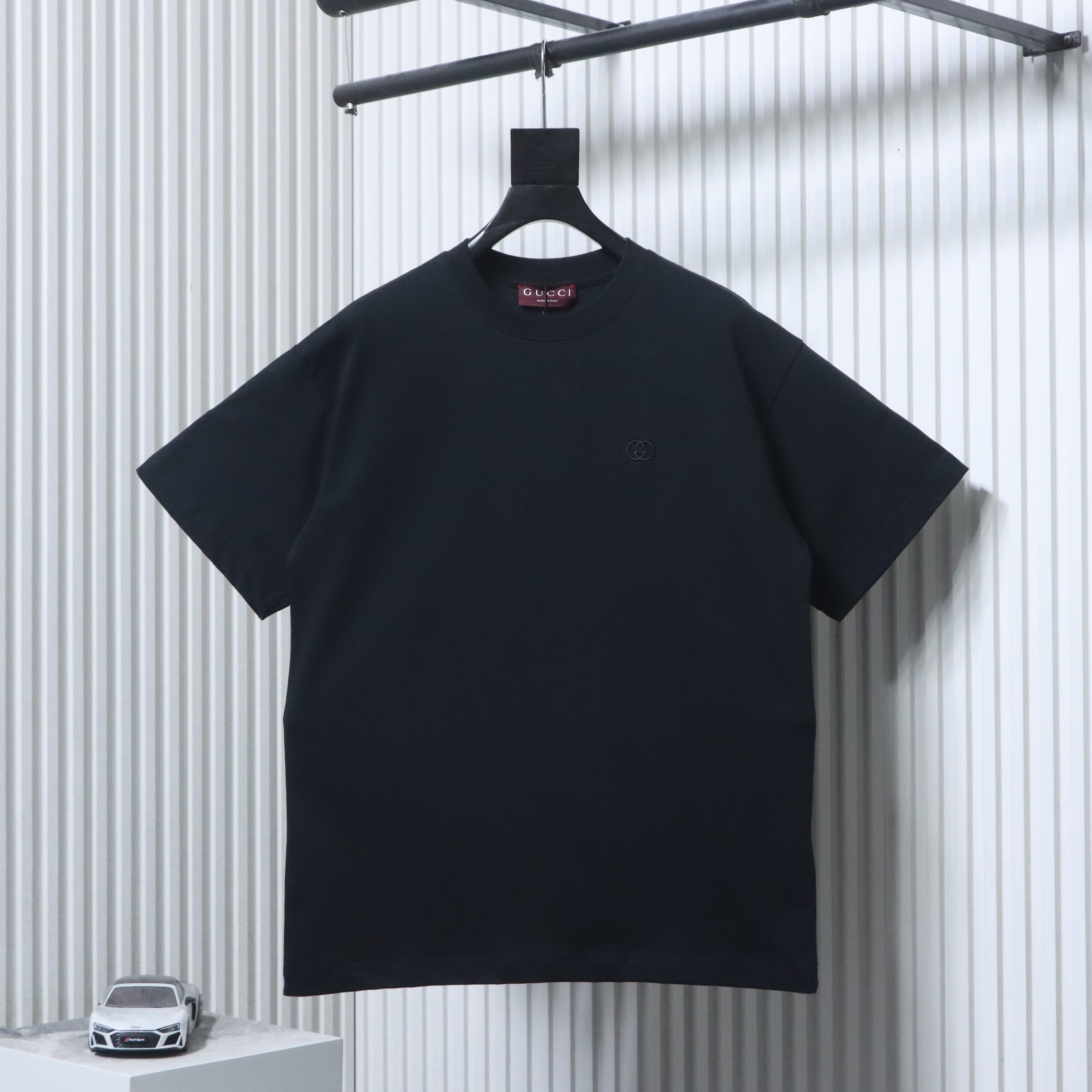 GUCCI Interlocking Small Logo Small Interlocking Logo Embroidery Short Sleeve T-Shirt Style 1