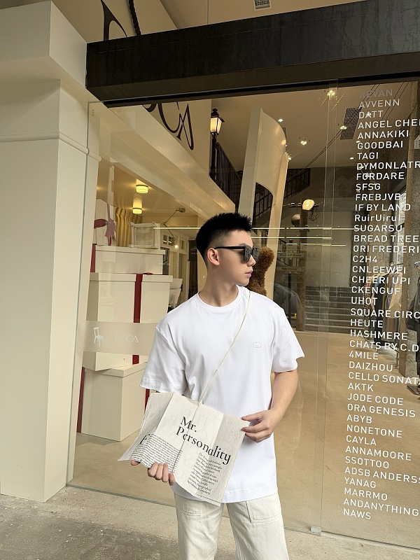 GUCCI Interlocking Small Logo Small Interlocking Logo Embroidery Short Sleeve T-Shirt Style 2