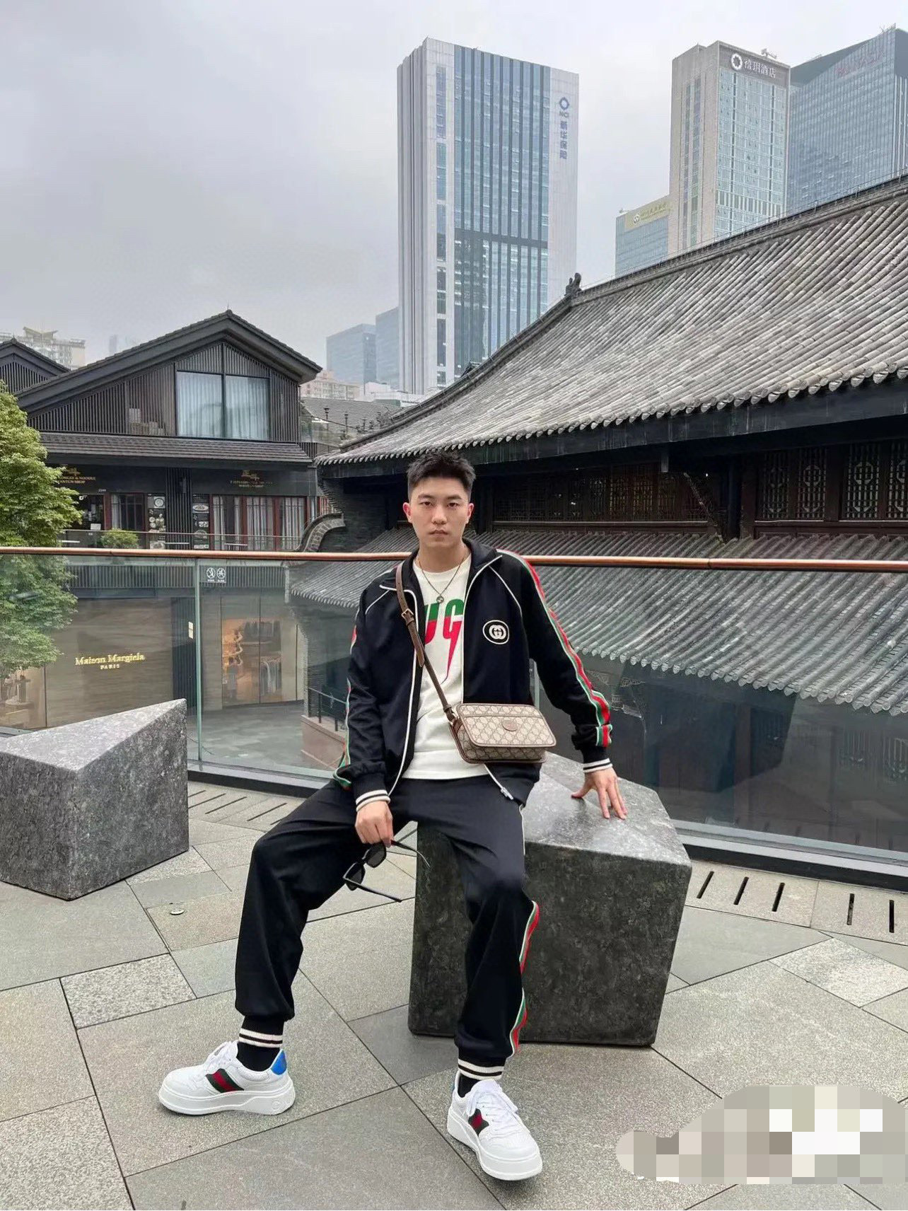 Gucci Black Jacket Tracksuit Streetwear Set
