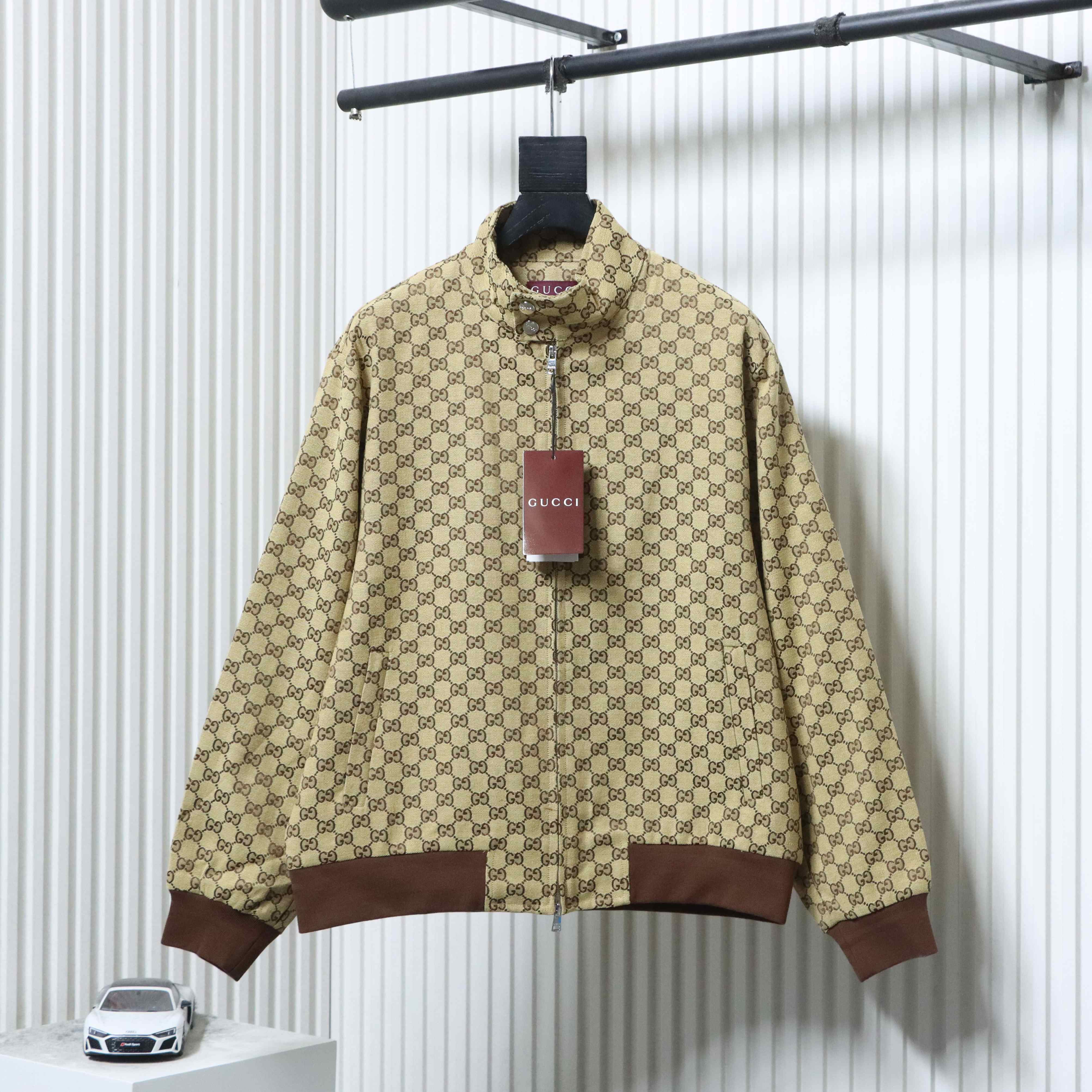GUCCI Jacquard Allover Print Jacket