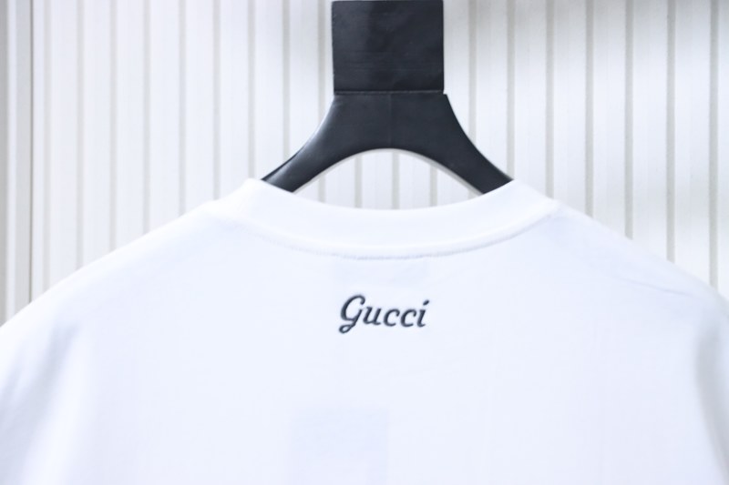 GUCCI Letter Embroidery Logo Graphic Minimal Letter Short Sleeve T-Shirt Style 1